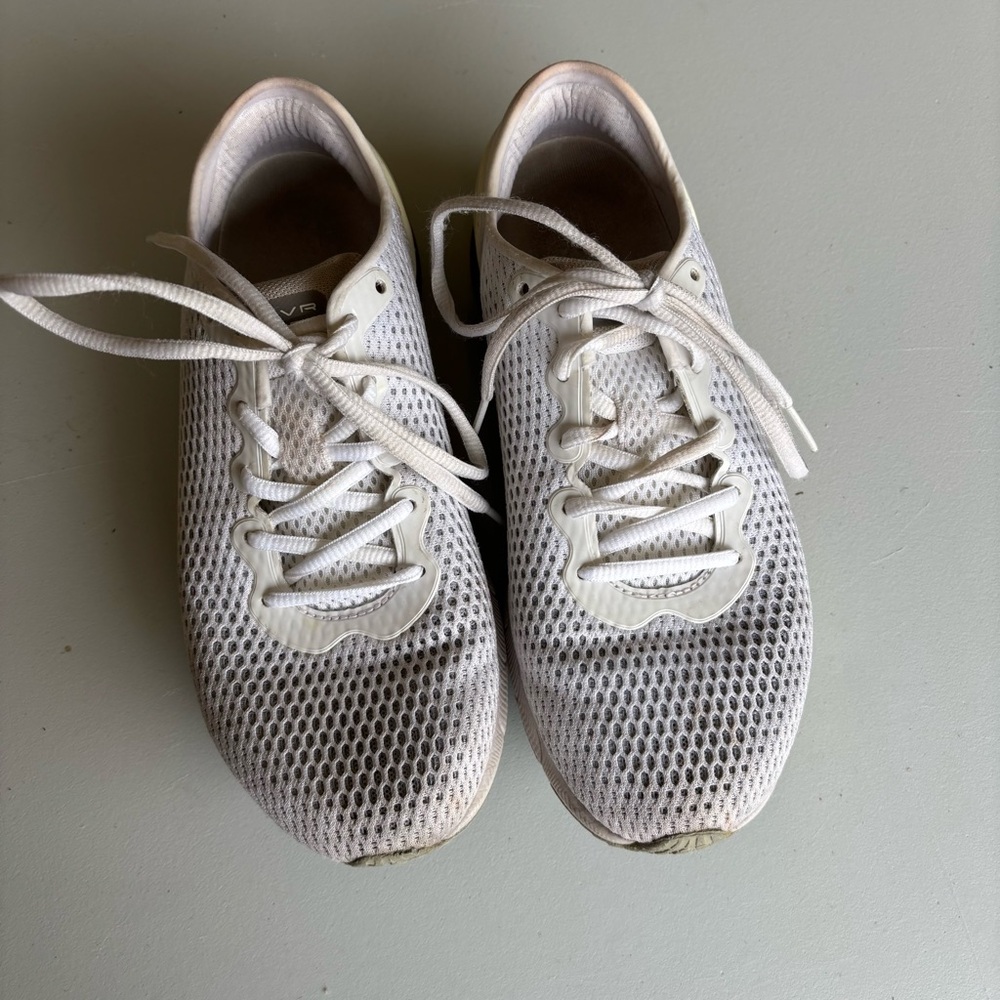 Under Armour Women's HOVR Running Shoes Size 7.5